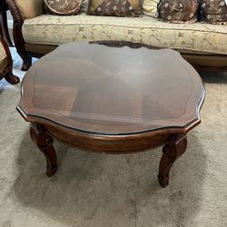 Coffee Table & End Table With Glass Top
