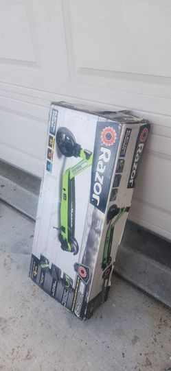 Razor E90 Electric Mini Motor Scooter