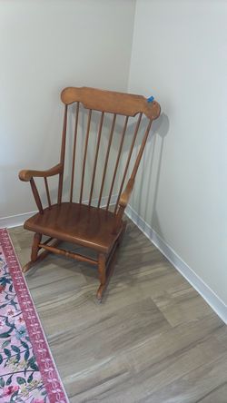 Rocking chair