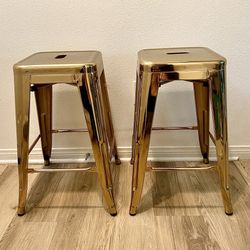 SET OF 2 GOLD METAL COUNTER STOOLS – 24” KITCHEN COUNTER HEIGHT – BRAND NEW