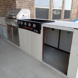 Outdoor Stone Kitchen 