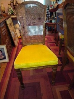 1970s French regency Louis xvi Walnut and came back dining chairs