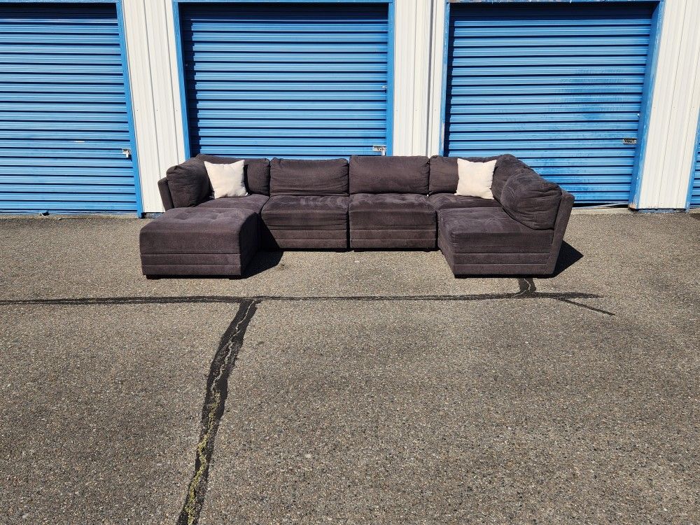 Excellent Condition Modular Sofa From Costco FREE DELIVERY