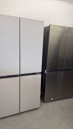 New bespoke glass 4 door with Beverage center