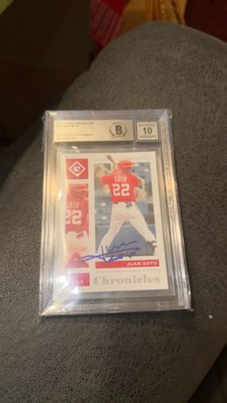 JUAN  SOTO  sign  10