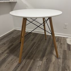 Round dinning table 