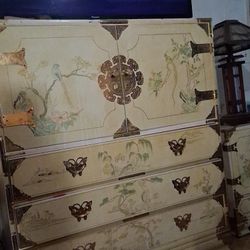 Dresser With End Table 