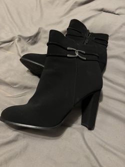 Woman Size 7 Boots.
