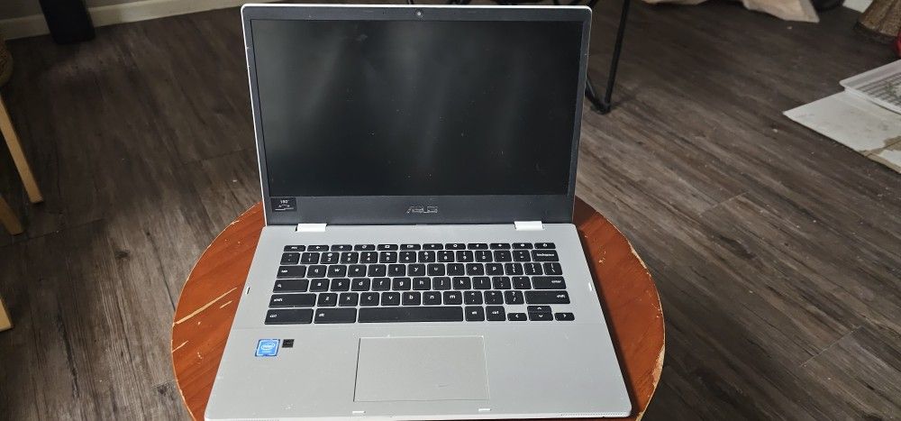 Asus Chromebook Silver Laptop