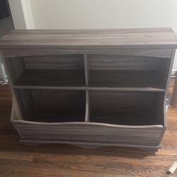 Bookcase shelf storage