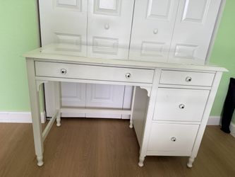 Pottery Barn Kids PBK Juliette Desk with Acrylic Cover