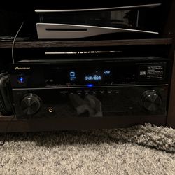 Pioneer VSX-1120 Home AV Receiver With 6.1 Onkyo Speakers