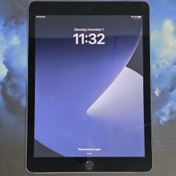 Like-New! Apple iPad Pro 9.7" (128GB) Wi-Fi + Cellular 4G Unlocked – Space Gray + Apple Charger