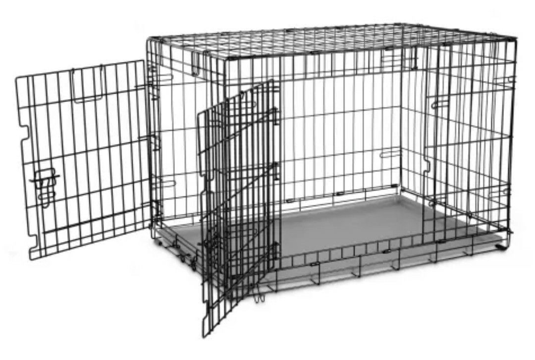 Large dog crate with separator piece