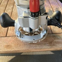 Craftsman 120v Router Never Used w/ Baseplate. 30 Bits Of Various States Of Use. 