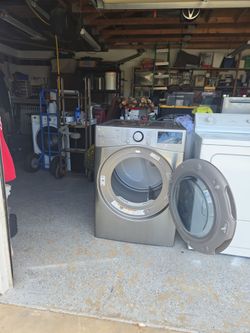 LG ThinQ Front Load Dryer – Graphite Steel
