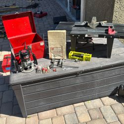 Craftsman Router, Table, Six Bits And Accessories