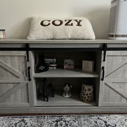 Farmhouse Style TV stand