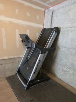 Free treadmill