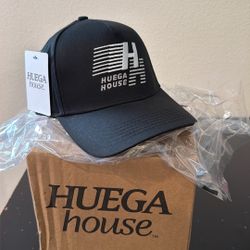 Huega House hat