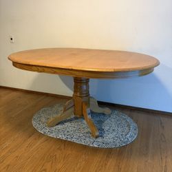 Solid Wood Farmhouse Pedestal Table