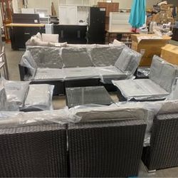New Assembled 10 Pcs Outdoor Patio Furniture Gray Cushion Black Wicker 4 Corner 4 Center 2 Tables