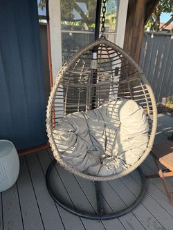 Swing canopy patio chairs