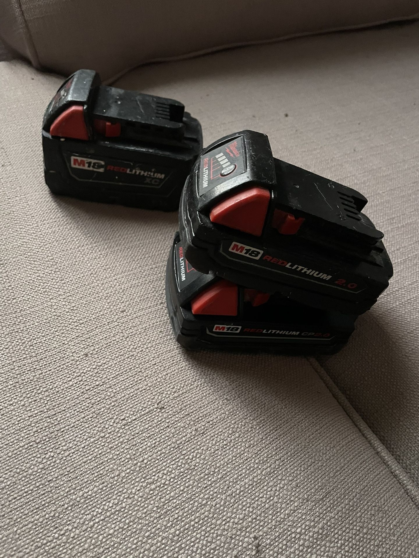Batteries Bundled Milwaukee M18 XC 3.0/ Milwaukee M18 CP 2.0