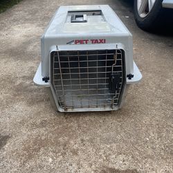 Petmate Pet Taxi Animal Carrier 