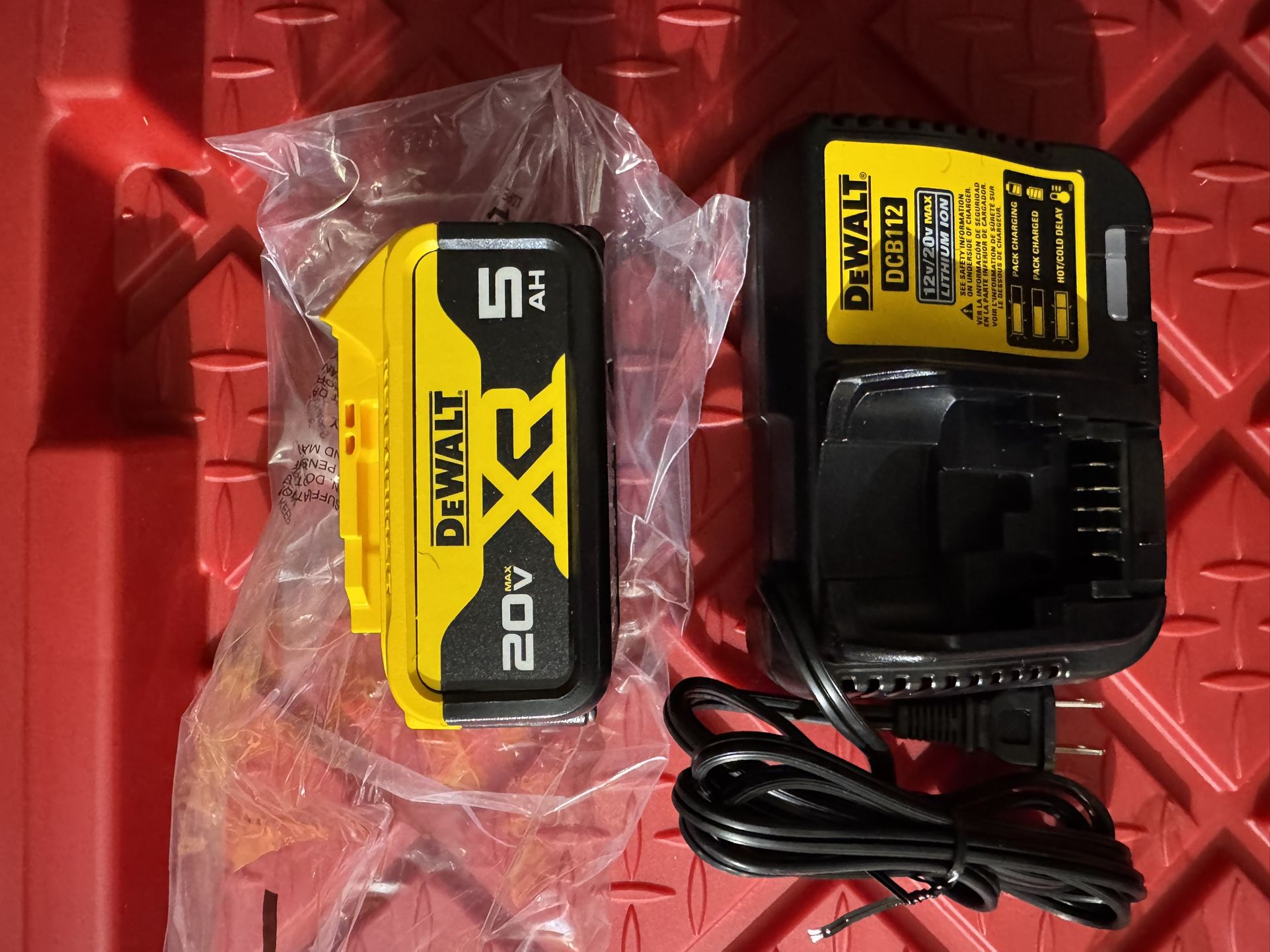 Dewalt 20v 5 Ah Battery And Charger