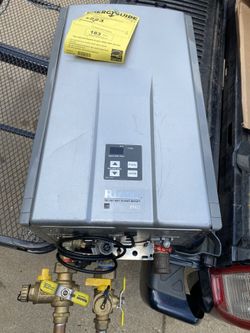 Rinnai Tankless Gas Water Heater R94LS for Sale in Chicago, IL - OfferUp
