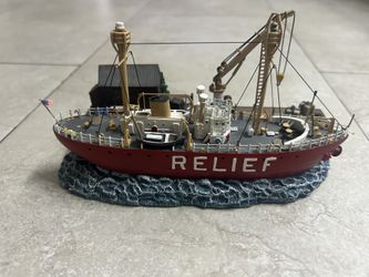 Lightship Relief Collectible-2004 Reginal Exc-Signed Younger & Associates