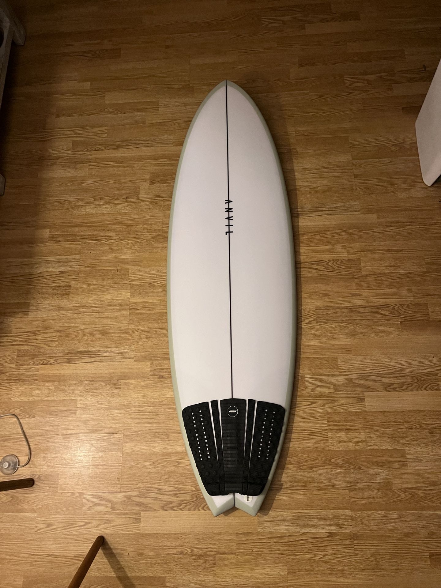 5’8 Twin Fin Surfboard