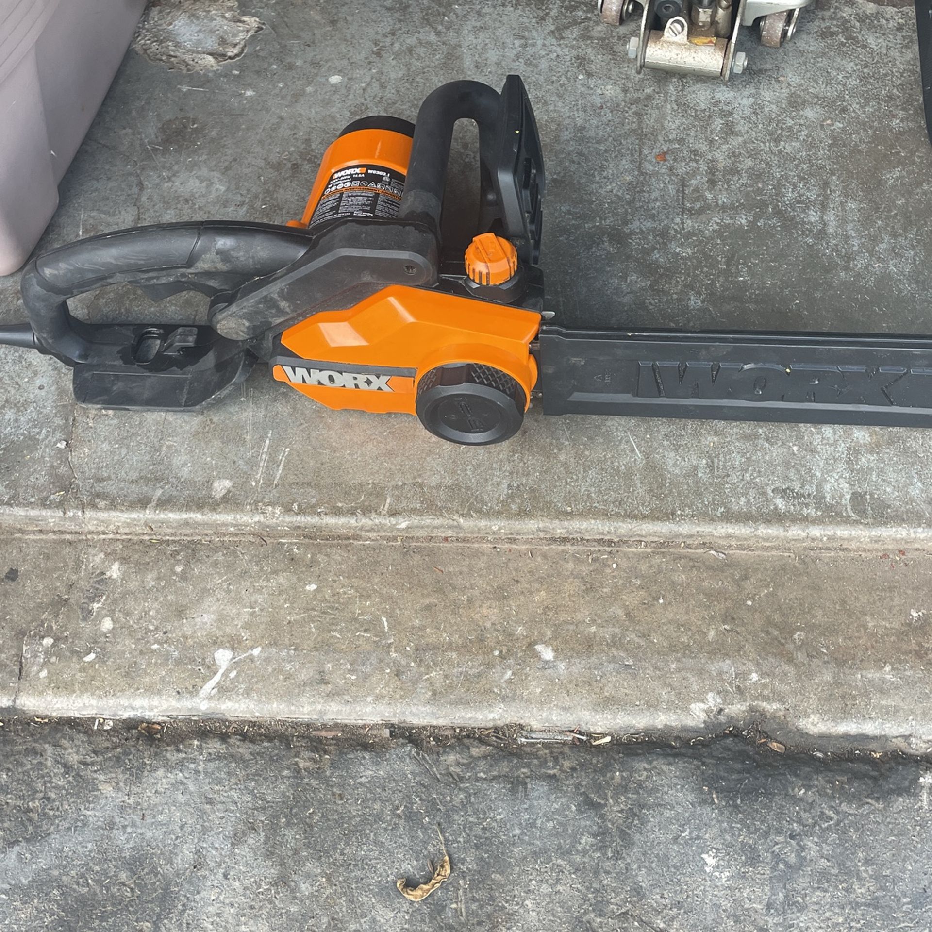 Electric Chainsaw