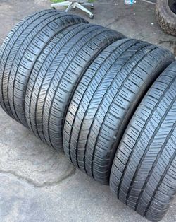 275 55 20 Goodyear I'm selling this set of tires with 80% life left on all 4