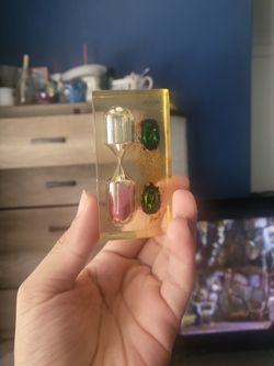 Novelty Minute Hour Glass Sand Timer