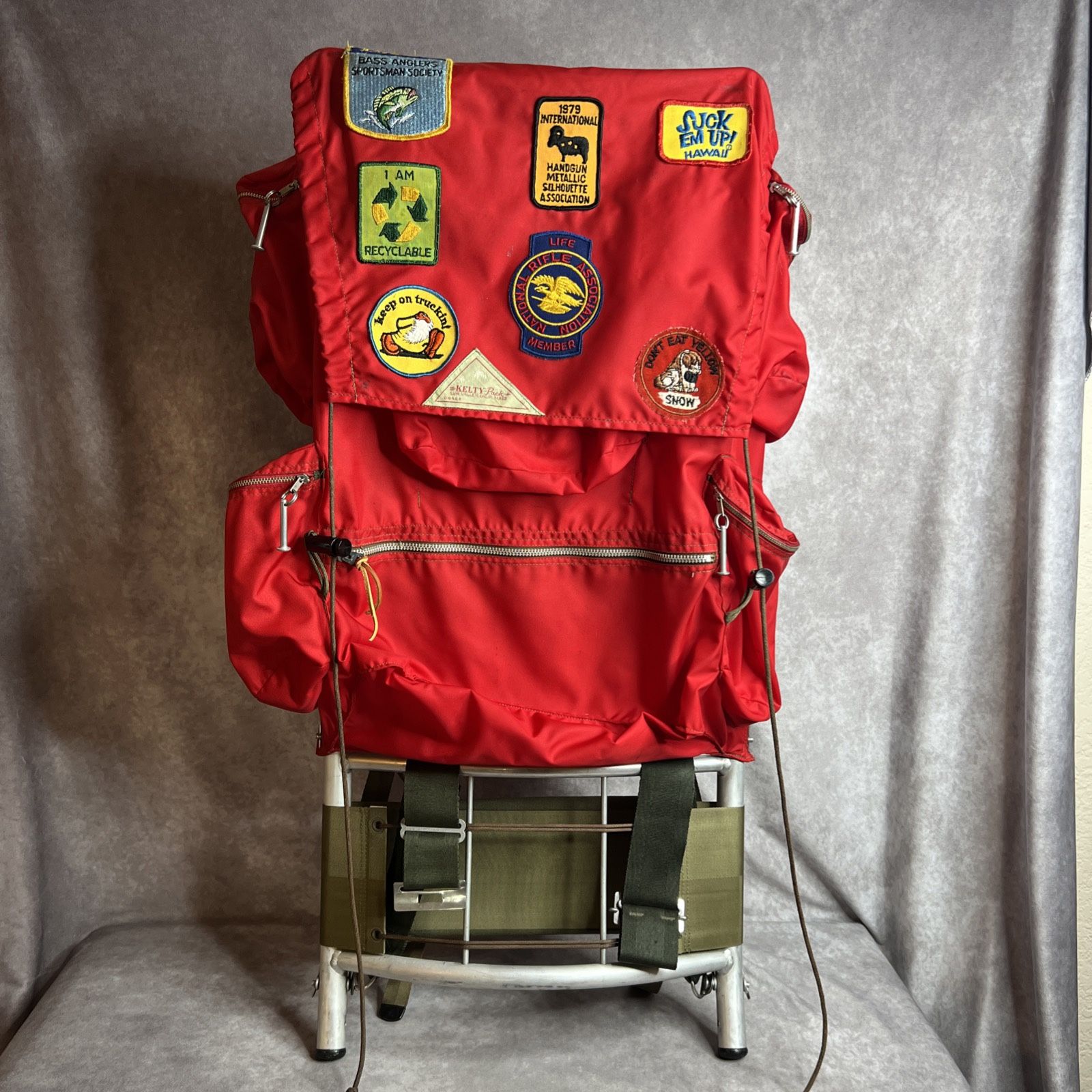 Vintage KELTY External Frame Hiking Backpack Multi Pocket Red