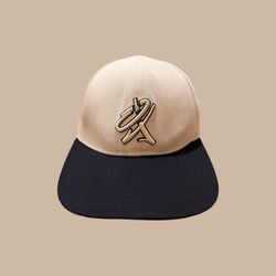 oxgn One Piece Beige Black Adjustable Baseball Cap Anime Casual Men's One Size