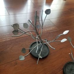 Jewelry holder
