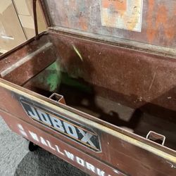 Selling 2 job boxes in good shape large one is 700 small one is 500 cash