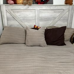 Queen Bed No Mattress 