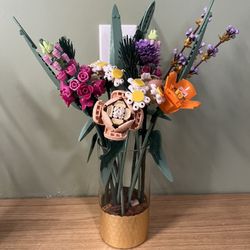 LEGO Botanicals: Flower Bouquet In Vase