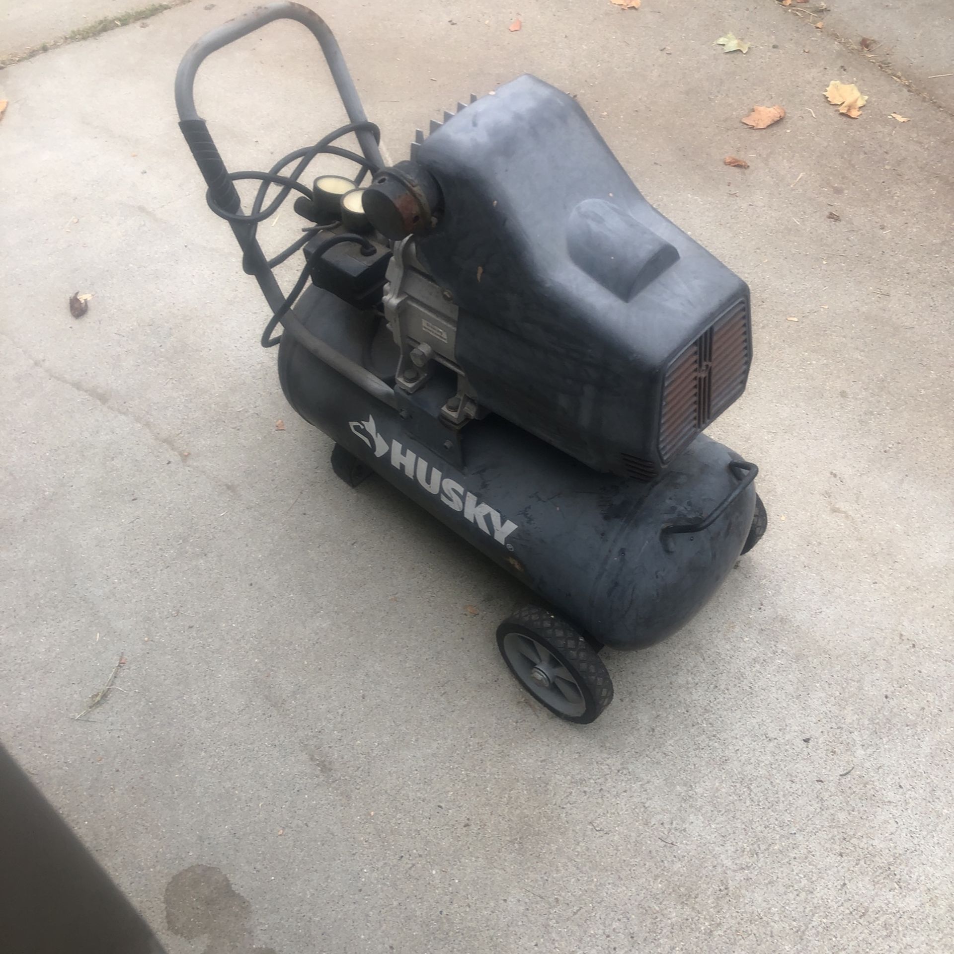 Husky Hot Dog Air Compressor