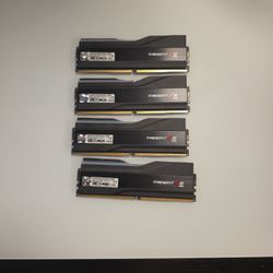 64 GB DDR5 6400 | 4 X 16GB Sticks Gskill Trident Z 5