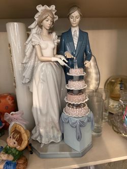Wedding statue new collectors item