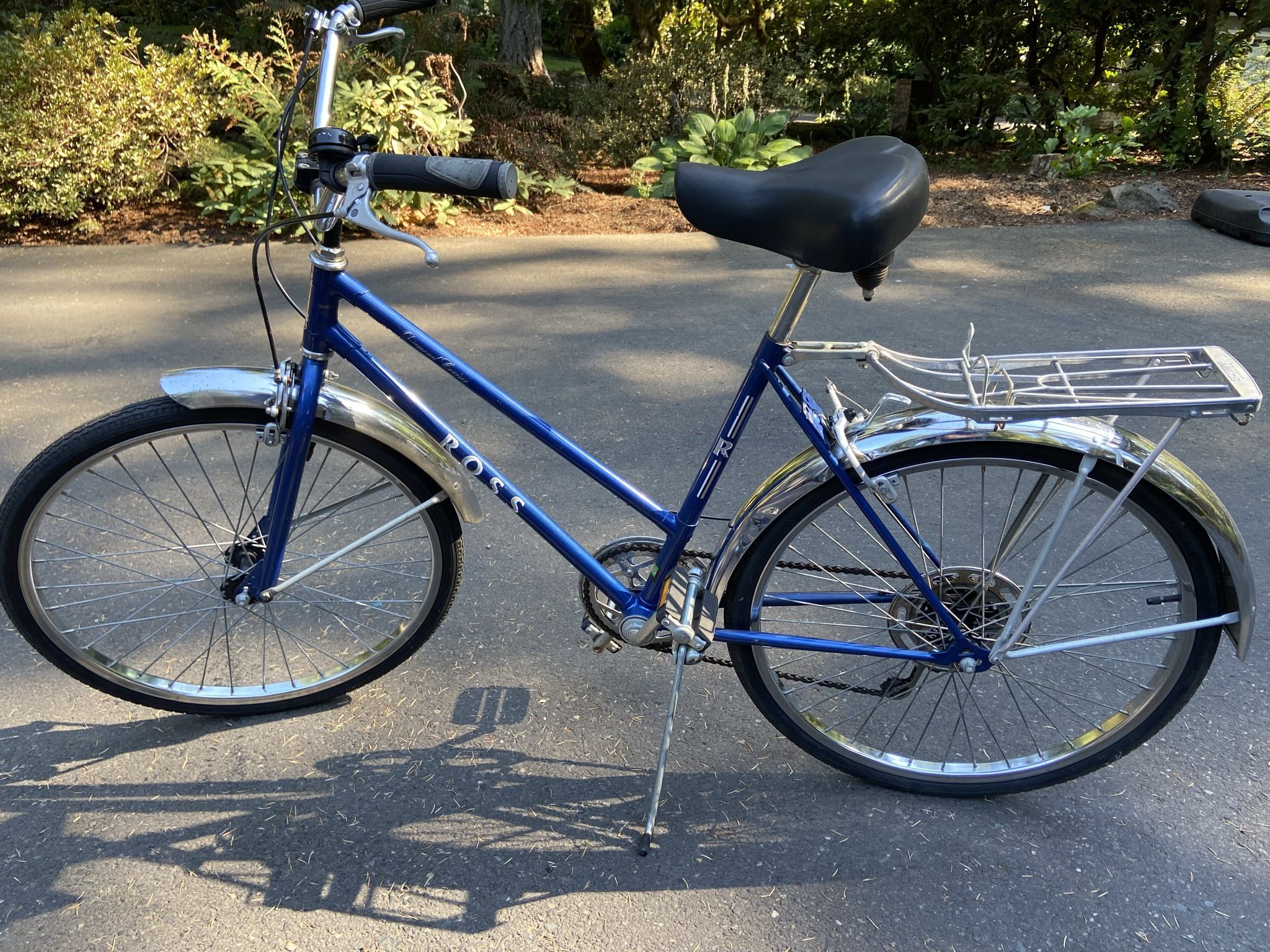 Classic Ross Diamond Cruiser 5 Speed 26 Inch Tires With Fenders and Rack 
