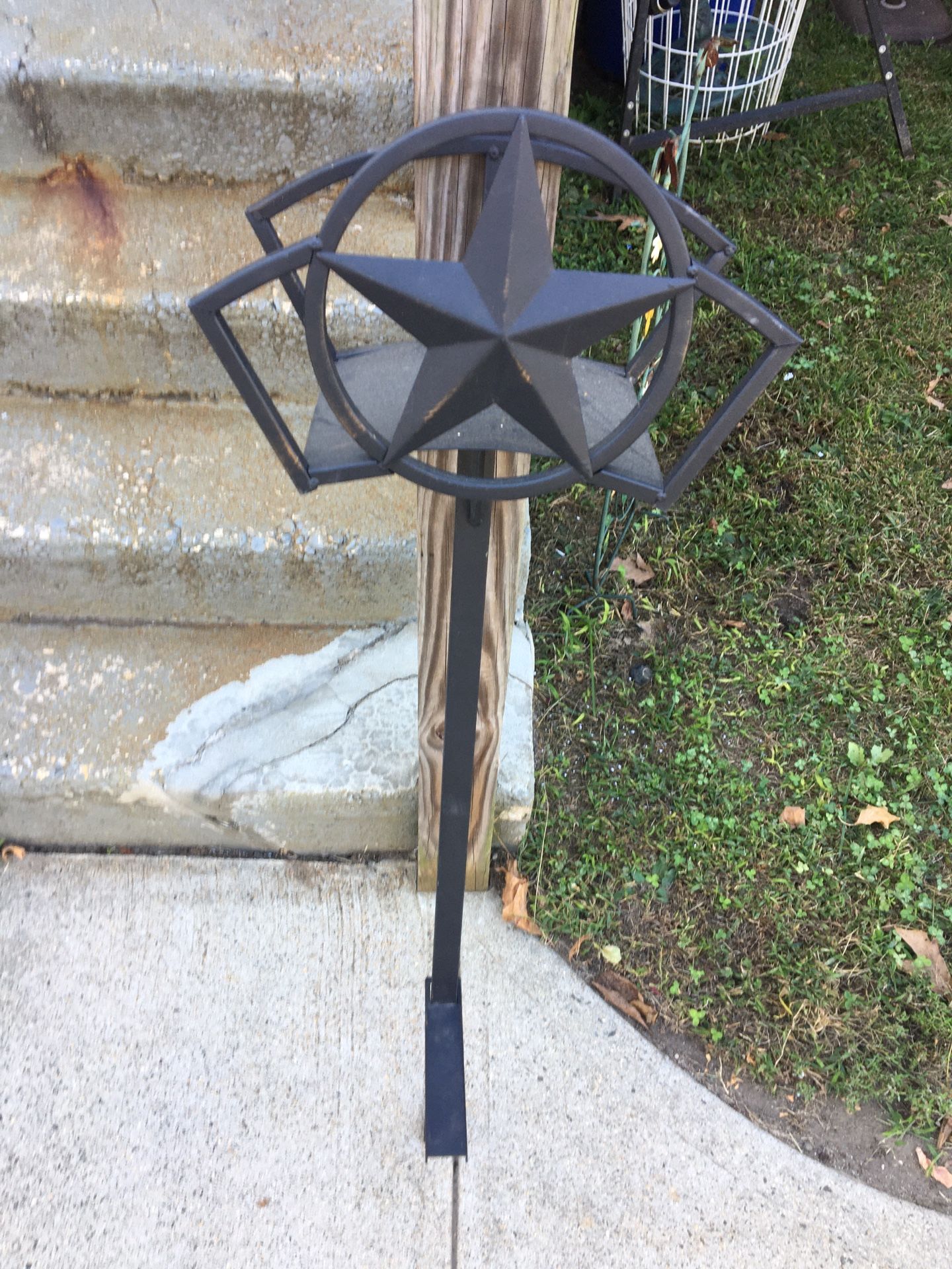 Liberty Star Garden Hose Stand