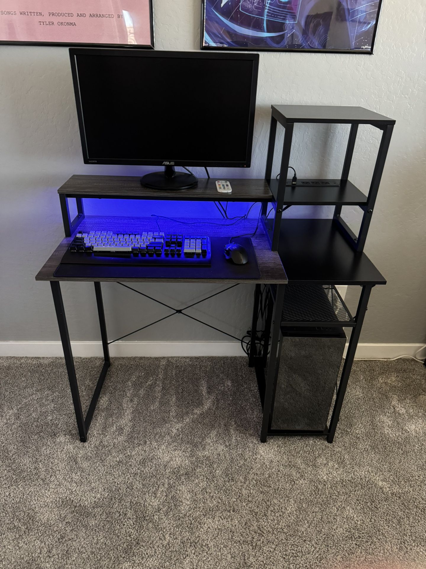 Gaming PC With Desk And More… 