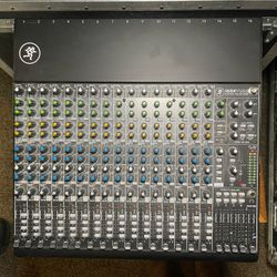 Mackie 1604 Mixer