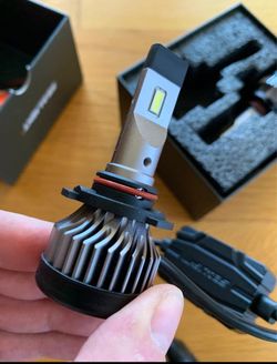 H1 LED Headlight Bulb, 10000 Lumens Super Bright LED Headlights Conversion Kit 6000K Glacier White